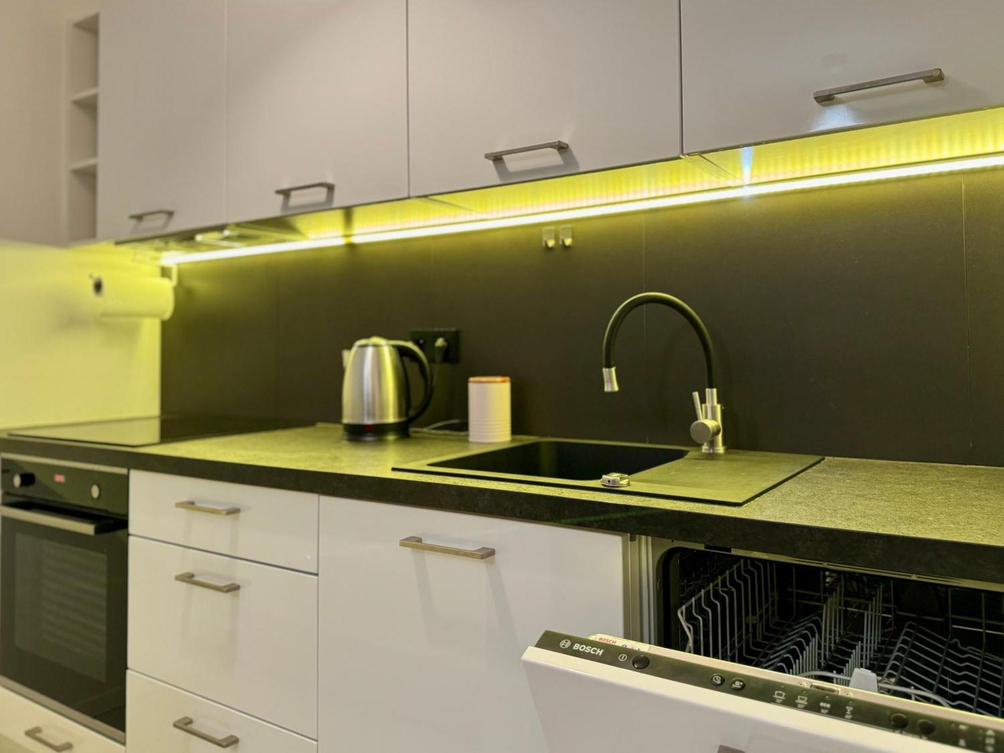 Leilighet K22 Komputerowa 7 Chopin Airport *